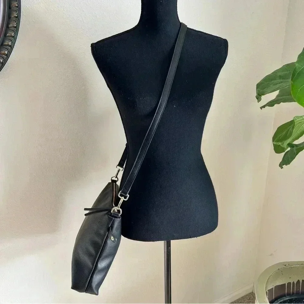 Steve Madden NEW Without Tags Jet Black Pebble Leather Crossbody Bag Purse